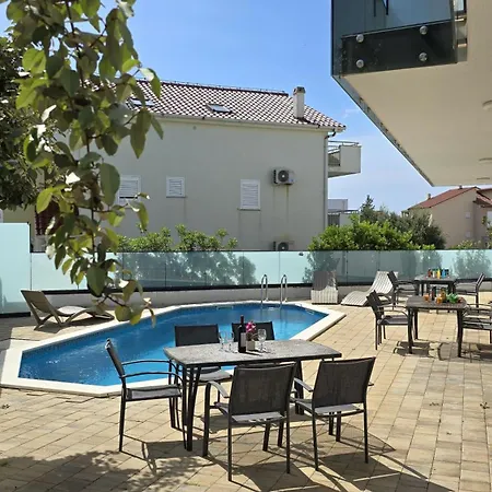 Three Floor Deluxe Pool Apartments Novalja Room photo