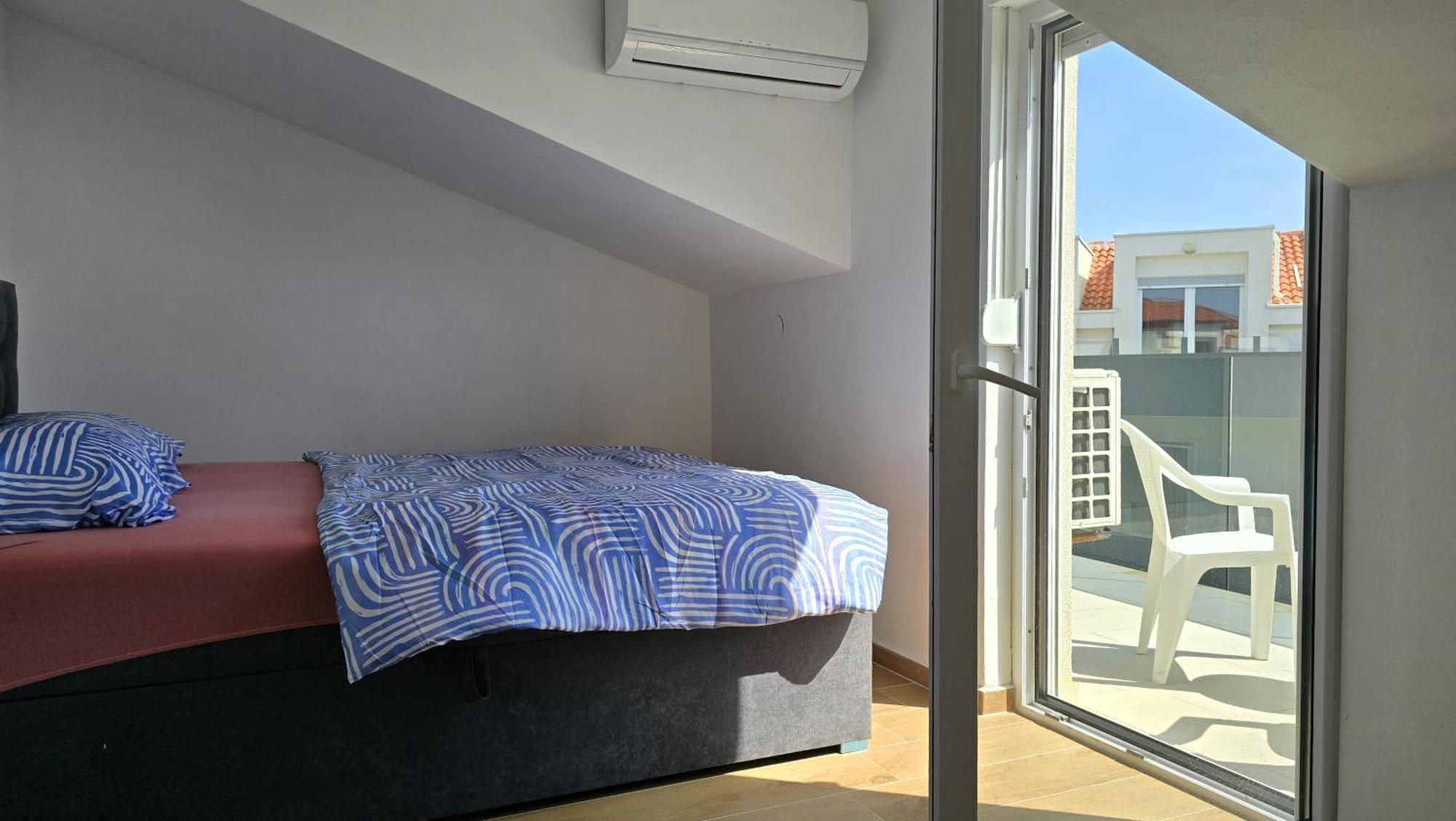 Three Floor Deluxe Pool Apartment